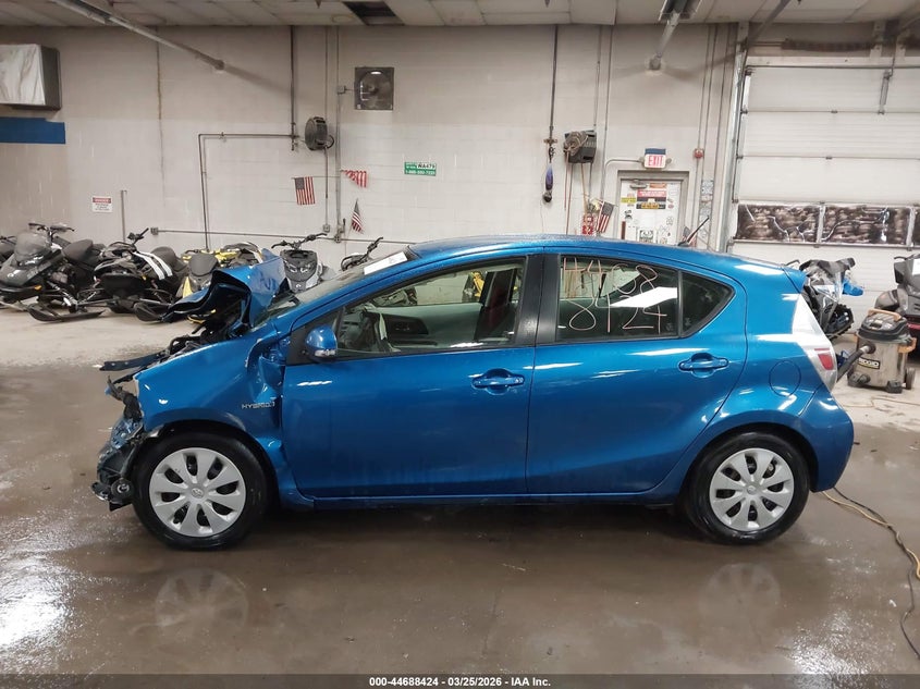 2014 Toyota Prius C Two VIN: JTDKDTB33E1077940 Lot: 44688424