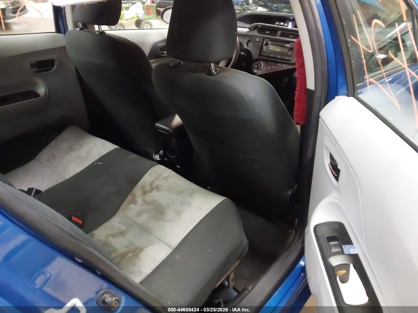 2014 Toyota Prius C Two VIN: JTDKDTB33E1077940 Lot: 44688424