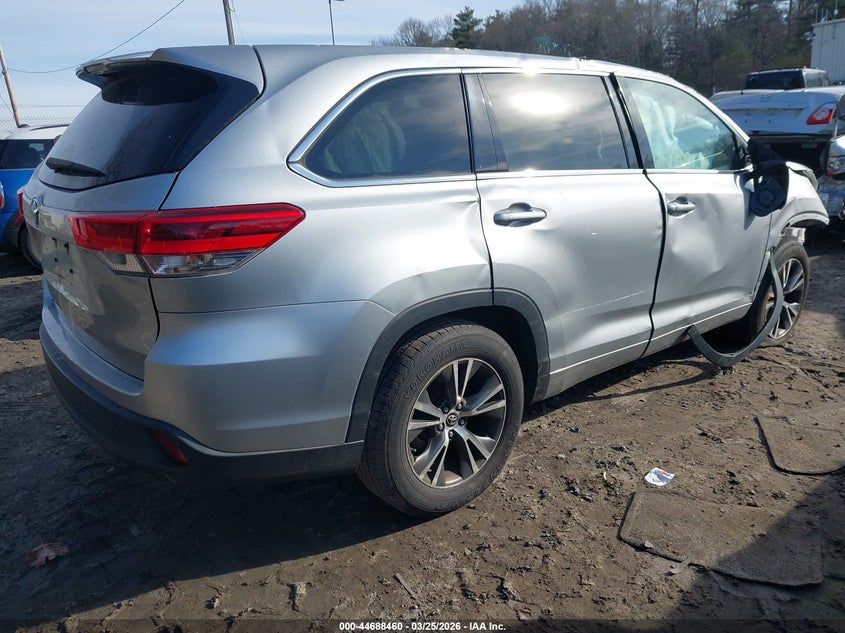2017 Toyota Highlander Le