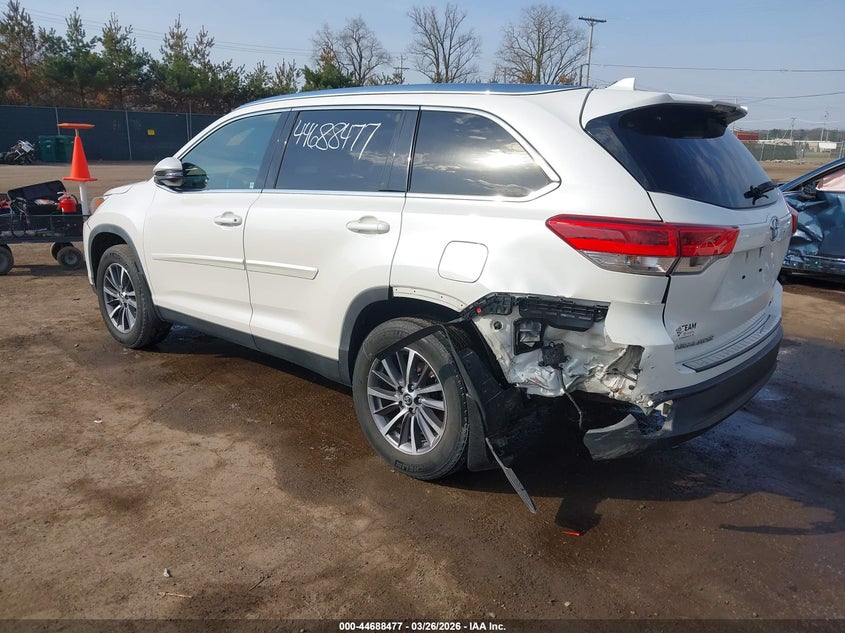 2019 Toyota Highlander Xle