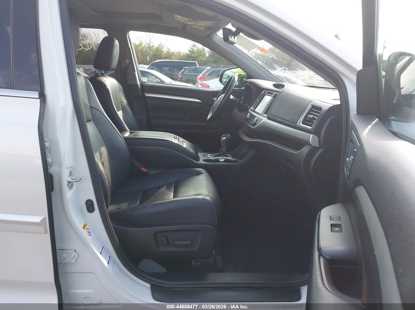 2019 Toyota Highlander Xle