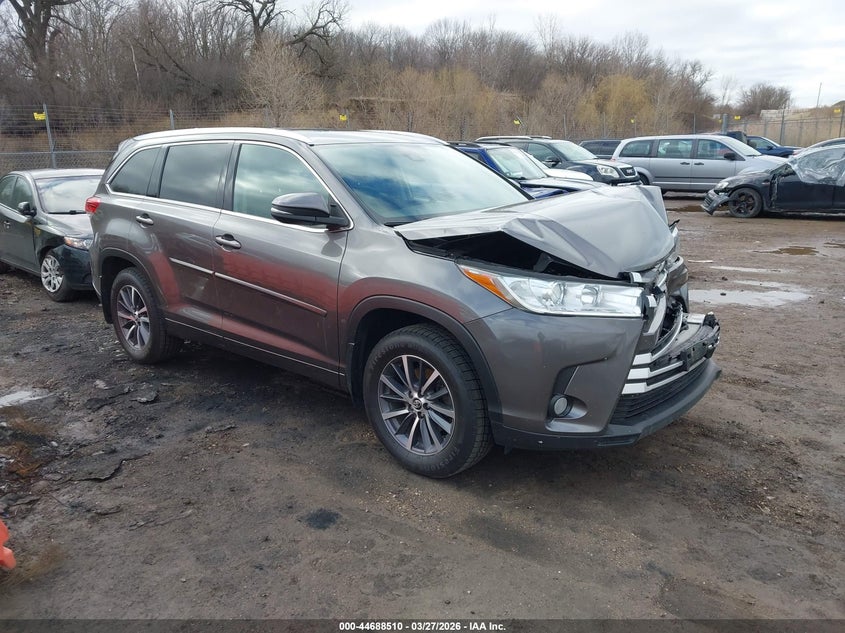 2018 Toyota Highlander Xle