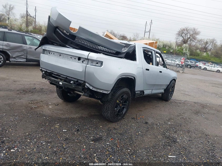 2024 Rivian R1T Adventure Dual Motor Large Pack/Adventure Dual Motor Perf Large Pack