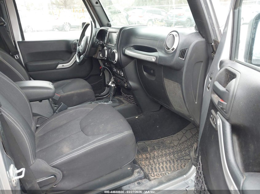 2013 Jeep Wrangler Sahara