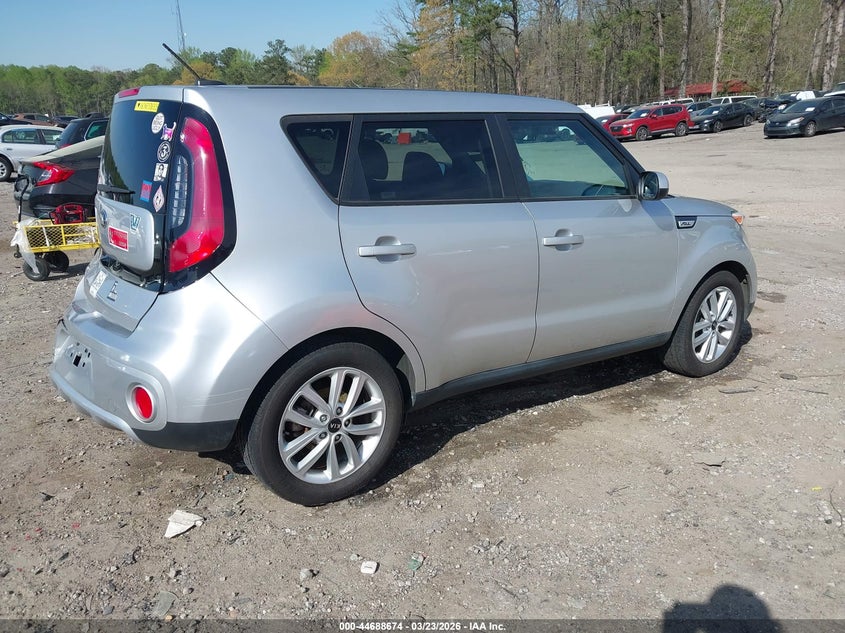 2019 Kia Soul +