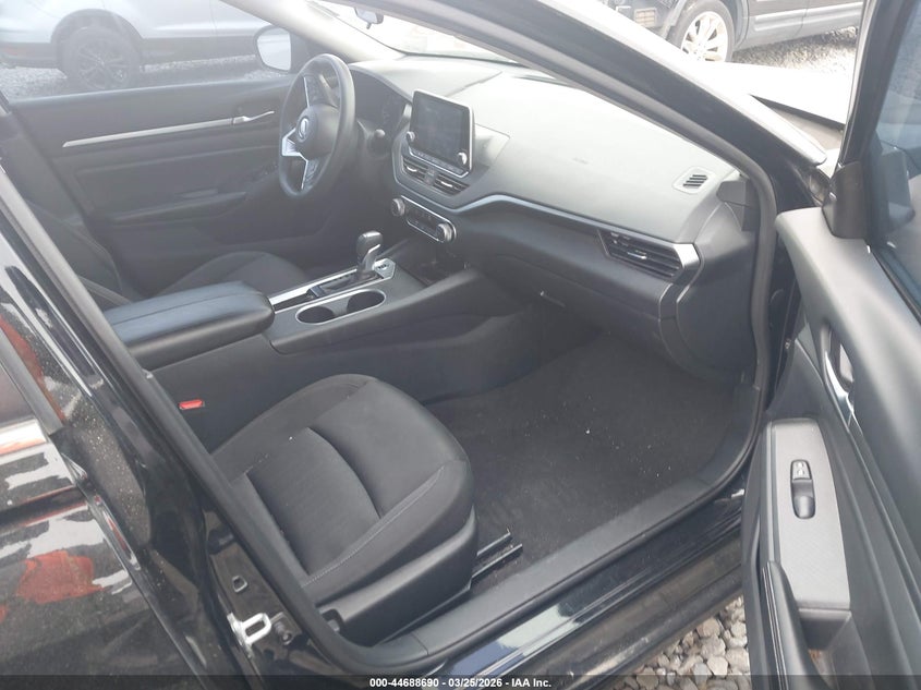 2022 Nissan Altima Sv Fwd