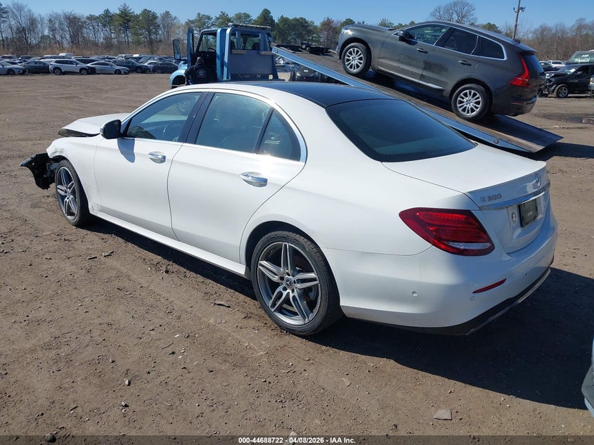 2019 Mercedes-Benz E 300 4Matic