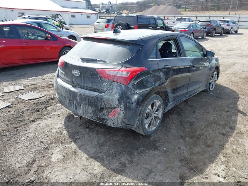 2013 Hyundai Elantra Gt Base W/Blue