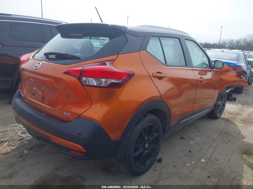 2020 Nissan Kicks Sr Xtronic Cvt
