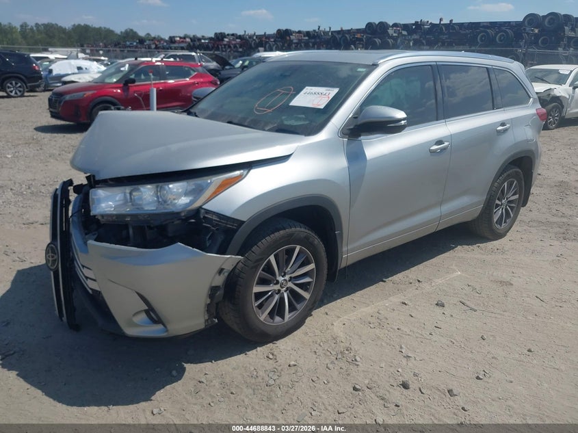 Vin: 5tdjzrfh0js841973, lot: 45185958, toyota highlander xle 20182