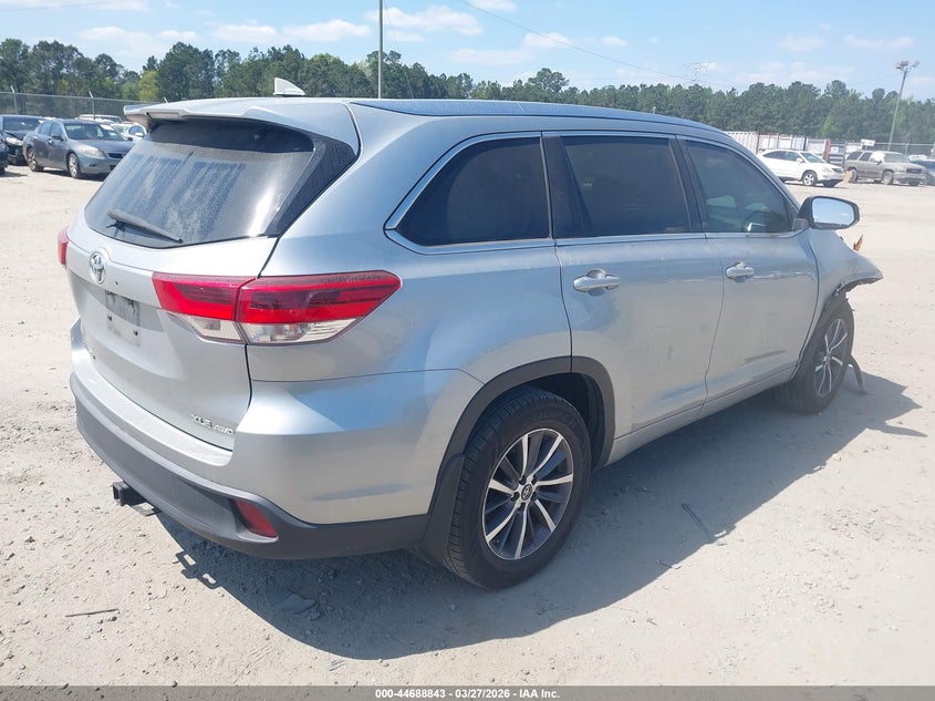 Vin: 5tdjzrfh0js841973, lot: 45185958, toyota highlander xle 20184