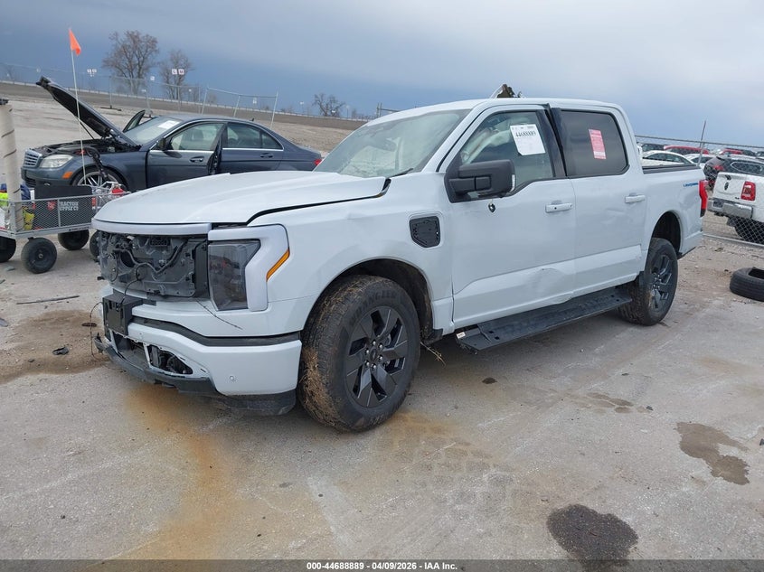 2025 Ford F-150 Lightning Flash 1FT6W3LU9SWG27529 photo 1