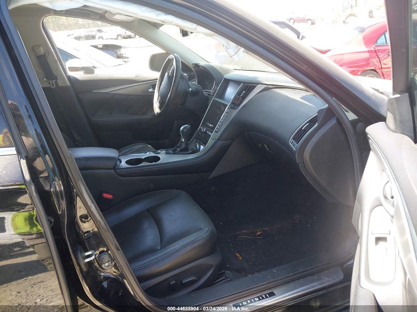 2014 Infiniti Q50 Premium