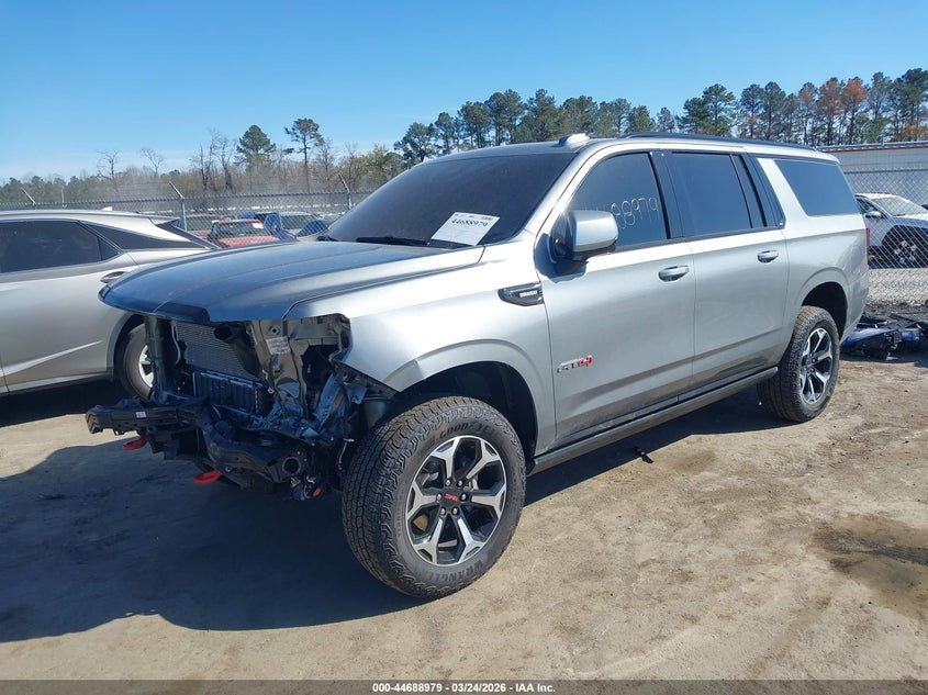 2025 GMC Yukon Xl 4Wd At4