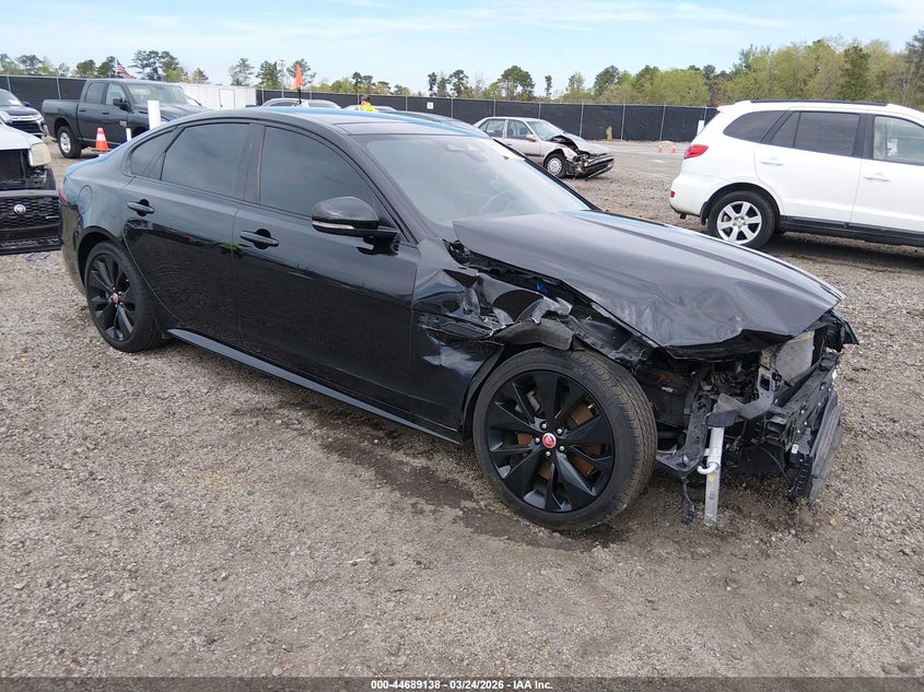 2022 Jaguar Xf R-Dynamic Se P300 Awd Automatic