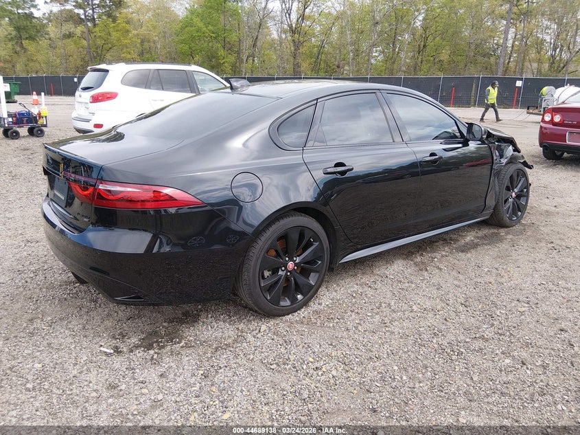 2022 Jaguar Xf R-Dynamic Se P300 Awd Automatic