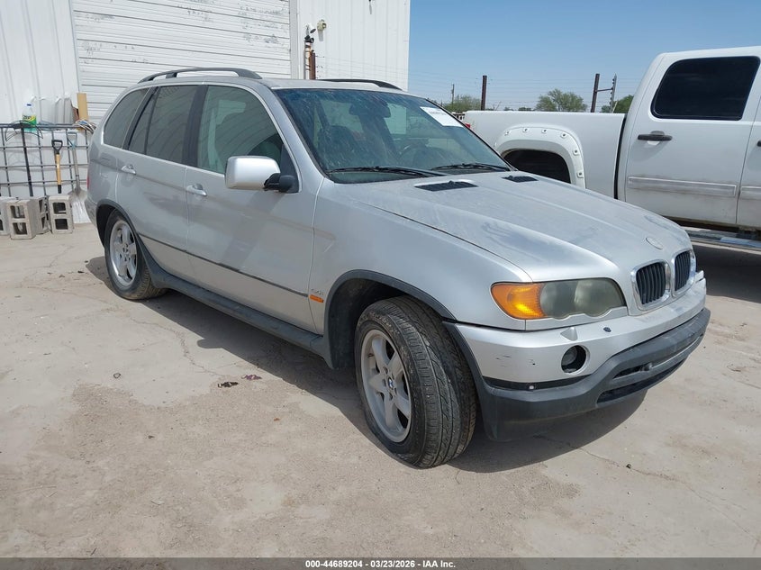 2002 BMW X5 4.4I