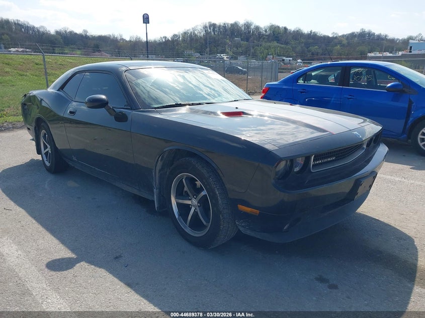 2010 Dodge Challenger Se