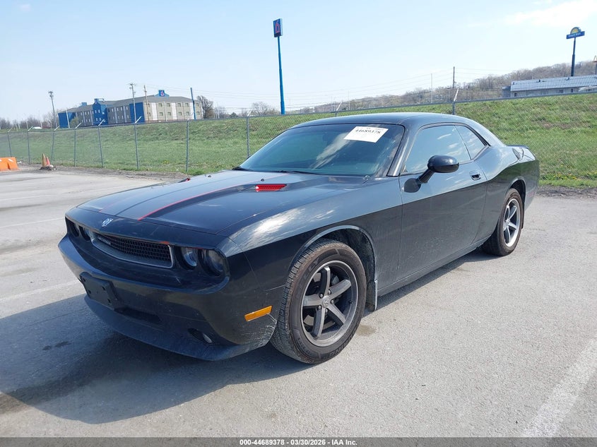 2010 Dodge Challenger Se