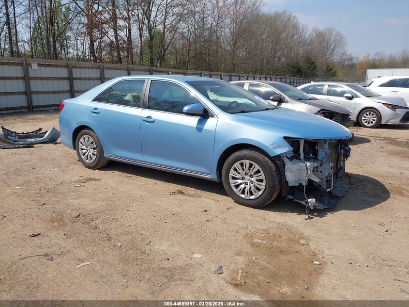 2013 Toyota Camry Le
