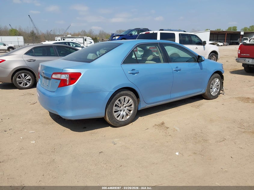 2013 Toyota Camry Le