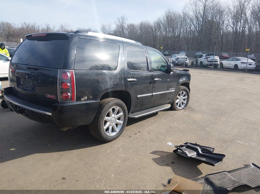 2009 GMC Yukon Denali