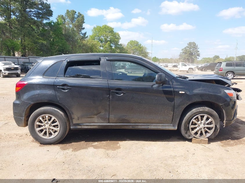 2011 Mitsubishi Outlander Sport Es VIN: JA4AP3AU7BZ002890 Lot: 44689411
