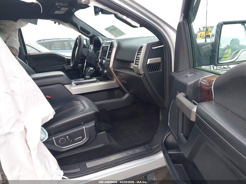 2017 Ford F-150 Platinum