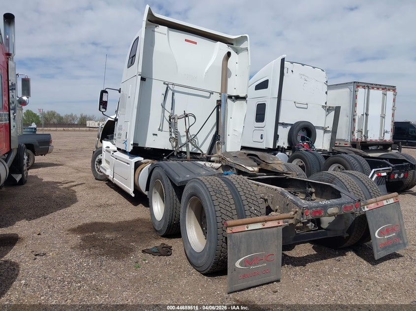 2018 MACK PINNACLE auction photo 3