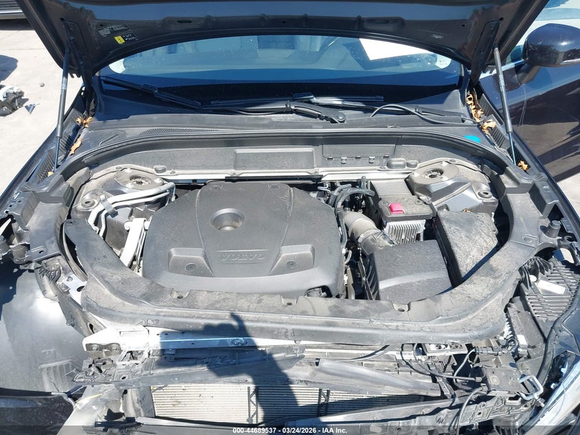 2021 Volvo Xc60 T5 Momentum VIN: YV4102DK4M1690134 Lot: 44689537