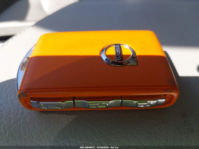 2021 Volvo Xc60 T5 Momentum VIN: YV4102DK4M1690134 Lot: 44689537