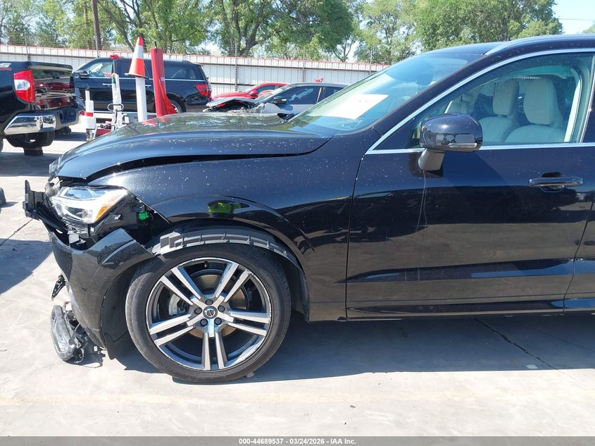 2021 Volvo Xc60 T5 Momentum VIN: YV4102DK4M1690134 Lot: 44689537