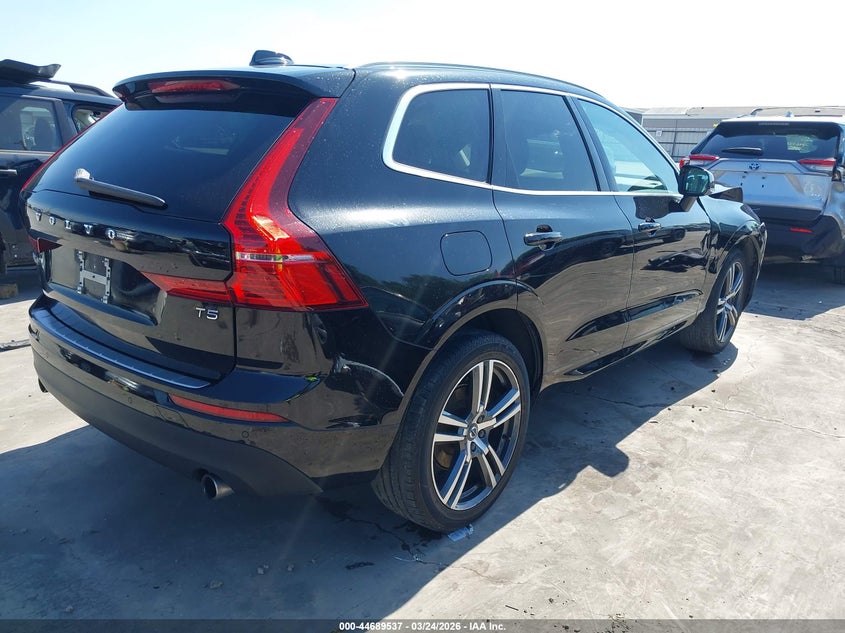 2021 Volvo Xc60 T5 Momentum