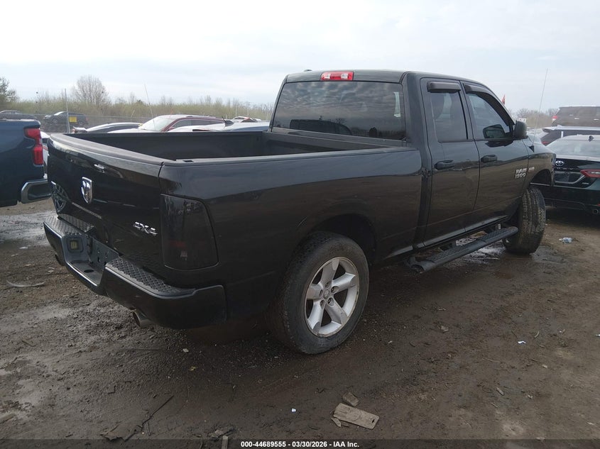 2017 Ram 1500 Express 4X4 6'4 Box