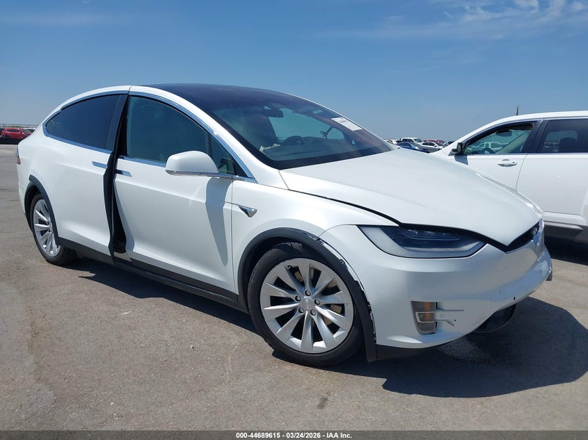 2020 Tesla Model X Long Range Dual Motor All-Wheel Drive/Long Range Plus Dual Motor All-Wheel Drive
