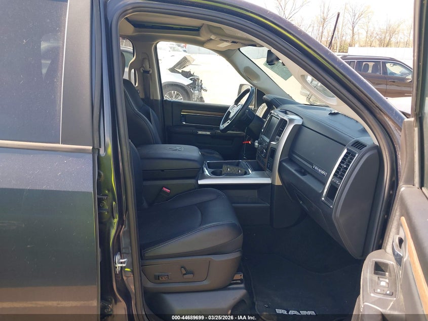 2017 Ram 1500 Laramie 4X2 5'7 Box