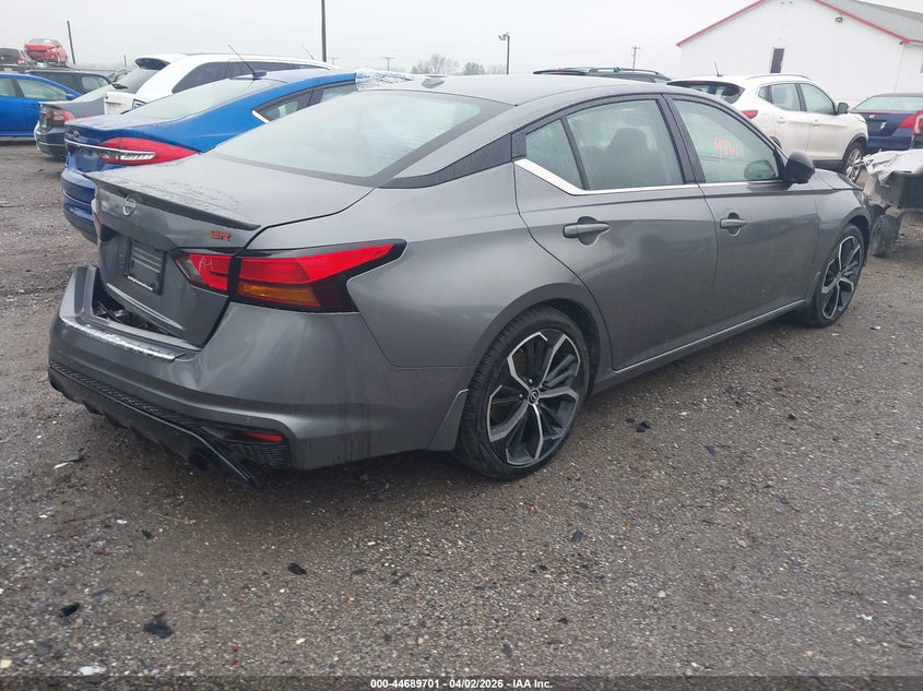 2023 Nissan Altima Sr Fwd