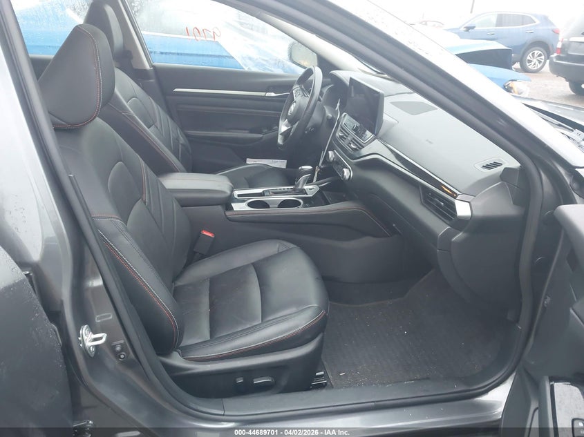 2023 Nissan Altima Sr Fwd