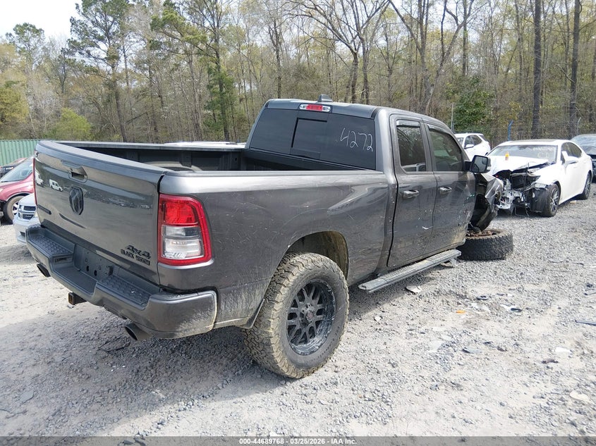 2022 Ram 1500 Big Horn 4X4 6'4 Box