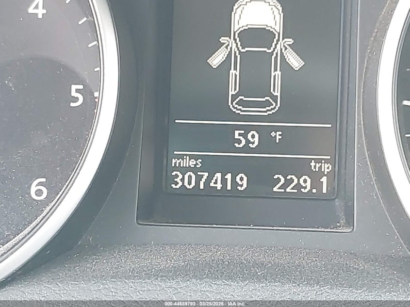 2011 Volkswagen Golf Tdi 2-Door VIN: WVWMM7AJ5BW307024 Lot: 44689793