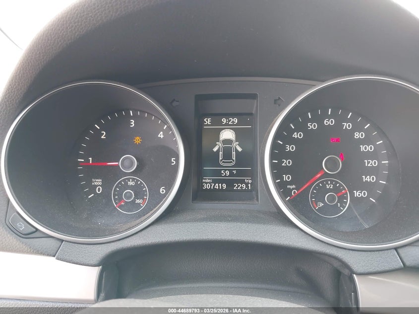 2011 Volkswagen Golf Tdi 2-Door VIN: WVWMM7AJ5BW307024 Lot: 44689793