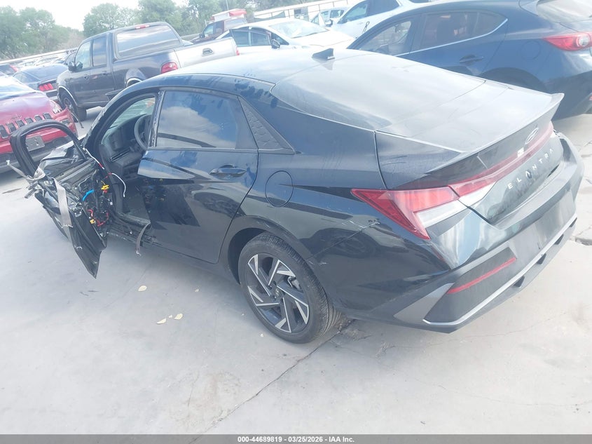 2025 Hyundai Elantra Sel Sport