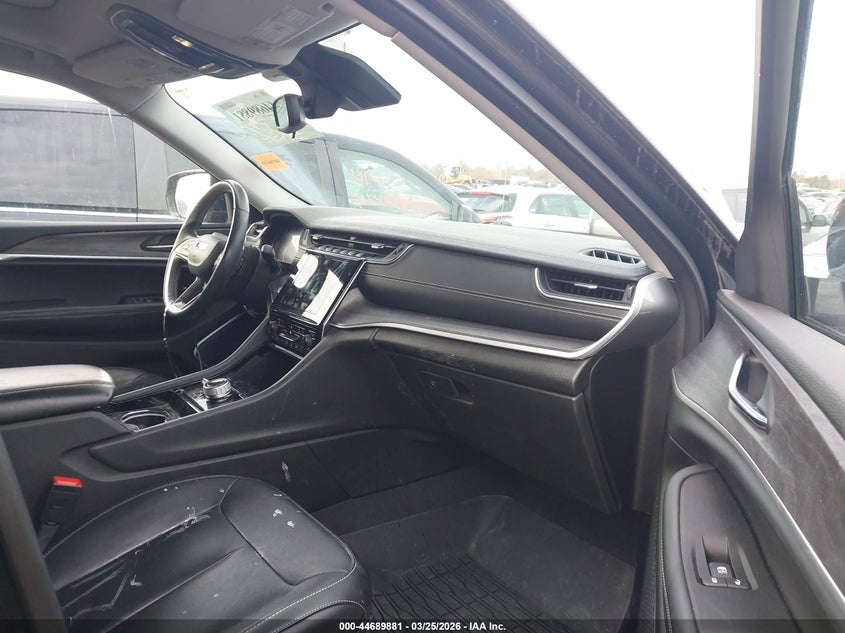 2022 Jeep Grand Cherokee L Limited 4X4