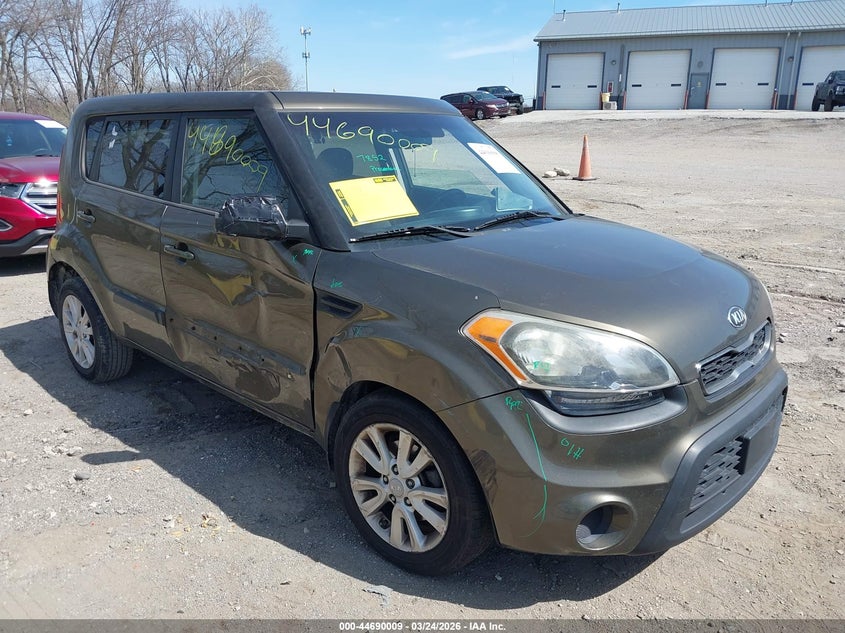 2013 Kia Soul +