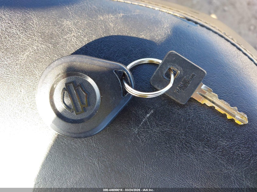 2013 Harley-Davidson Xl883 Iron 883 VIN: 1HD4LE214DC403302 Lot: 44690016