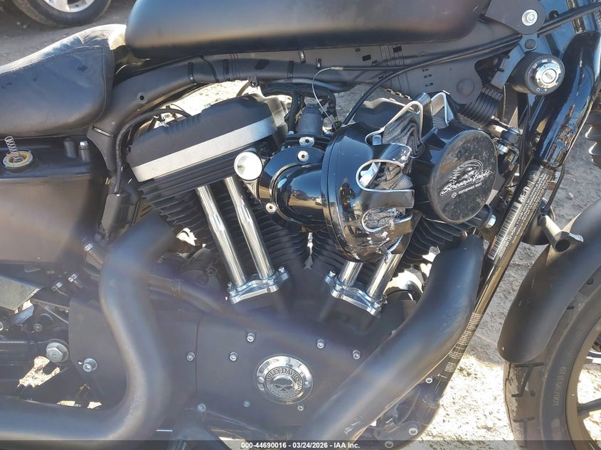 2013 Harley-Davidson Xl883 Iron 883 VIN: 1HD4LE214DC403302 Lot: 44690016