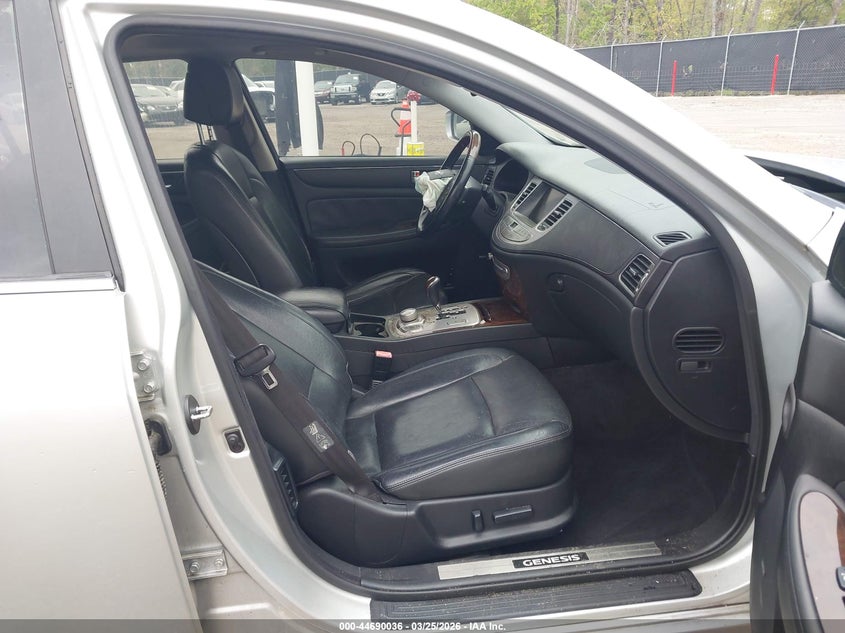 2011 Hyundai Genesis 4.6