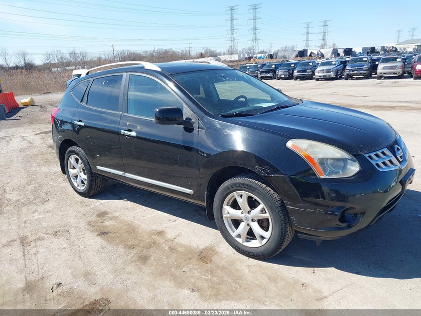 2011 NISSAN ROGUE SV