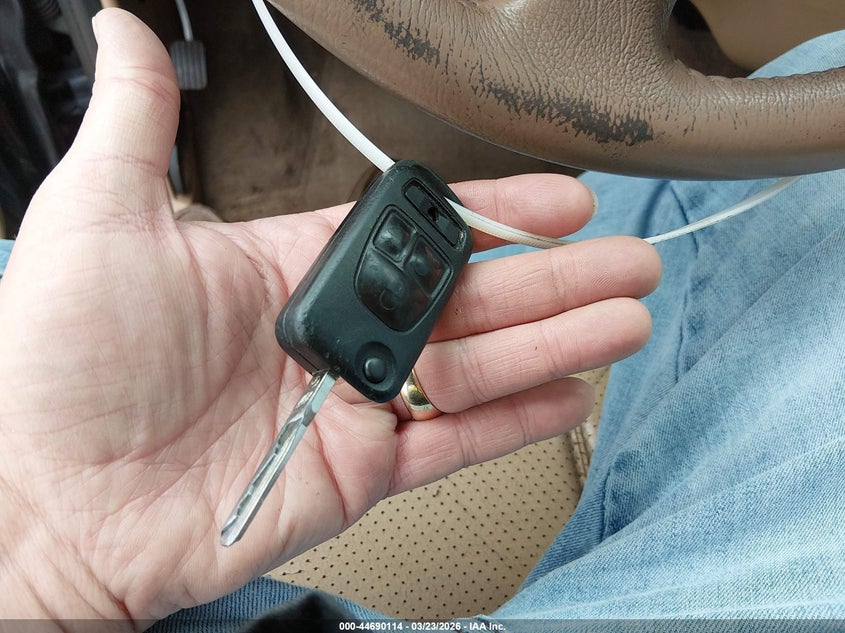 2001 Mercedes-Benz Ml 430 VIN: 4JGAB72EX1A258680 Lot: 44690114