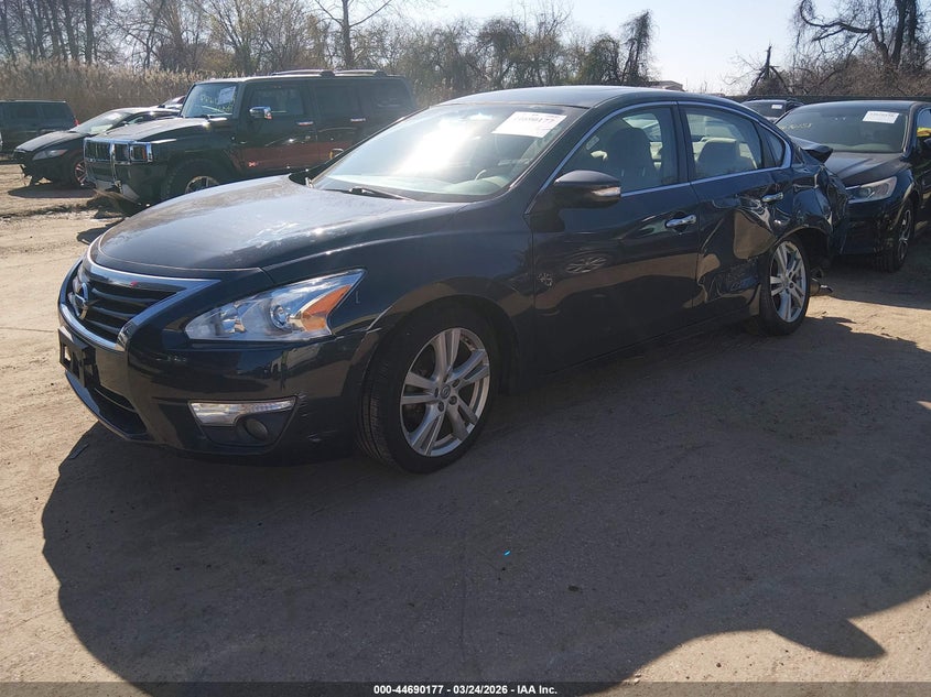 2013 Nissan Altima 3.5 Sv